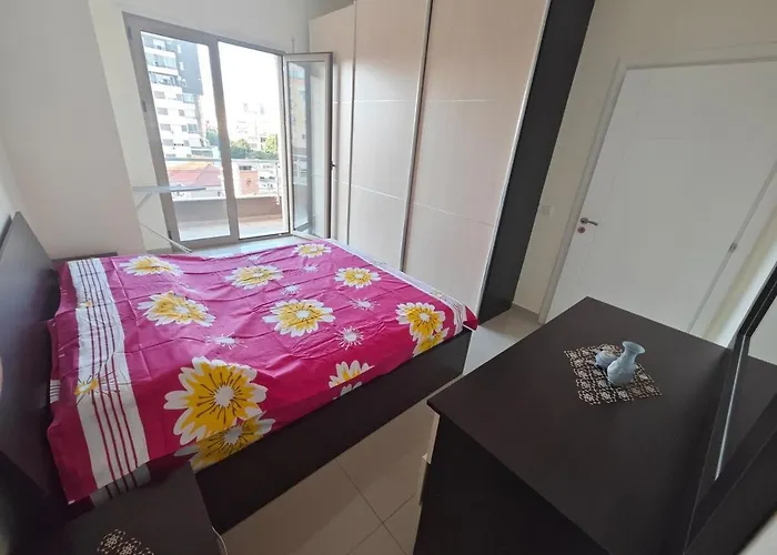 Soleil's Escape * Durres